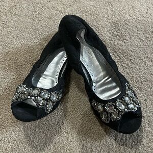 ADRIENNE VITTADINI Peep Toe Flats with Beaded Accent 7